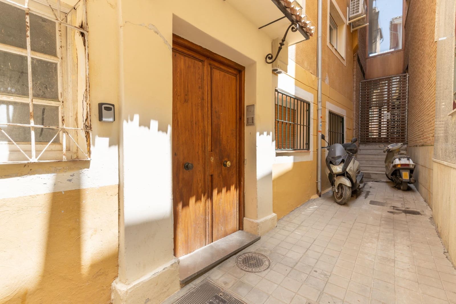 2 soveværelse Lejlighed til salg i Granada by - € 232.000 (Ref: 9814513)