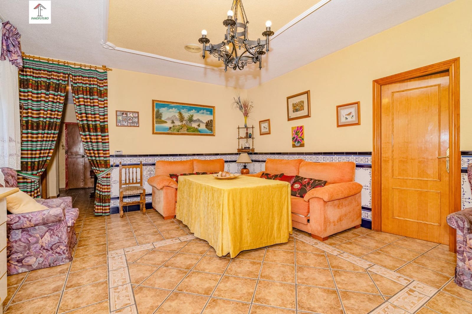 4 bedroom Villa for sale in Peligros with pool - € 395,000 (Ref: 9814514)