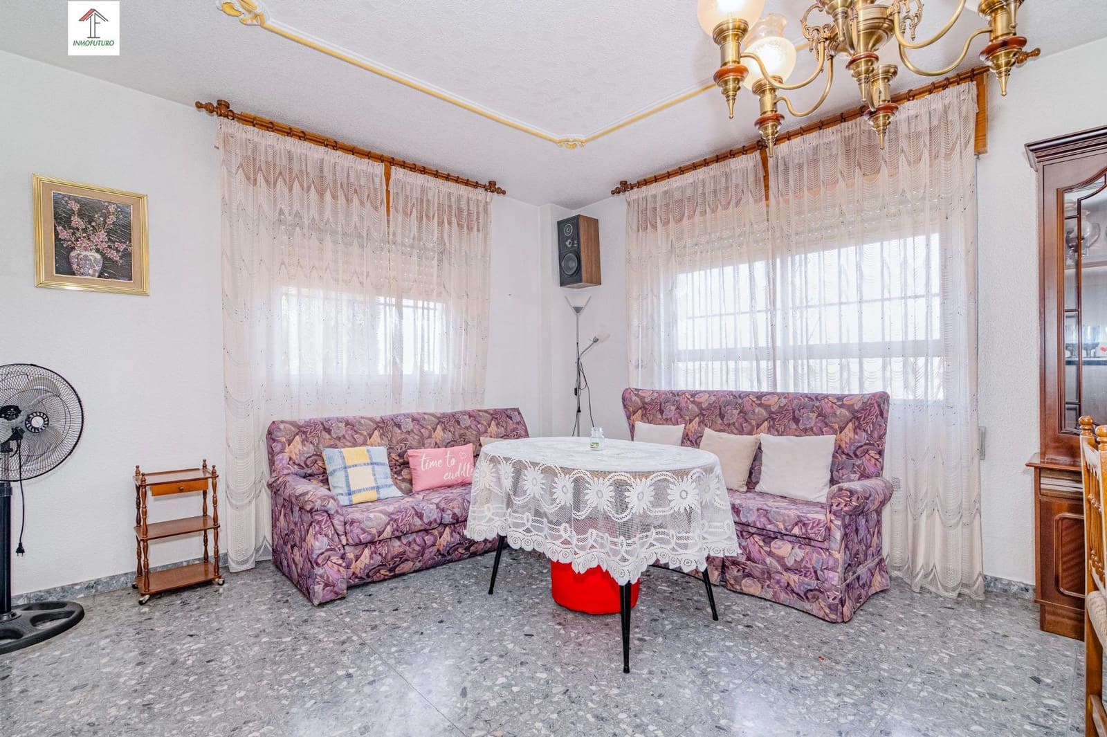4 bedroom Villa for sale in Peligros with pool - € 395,000 (Ref: 9814514)