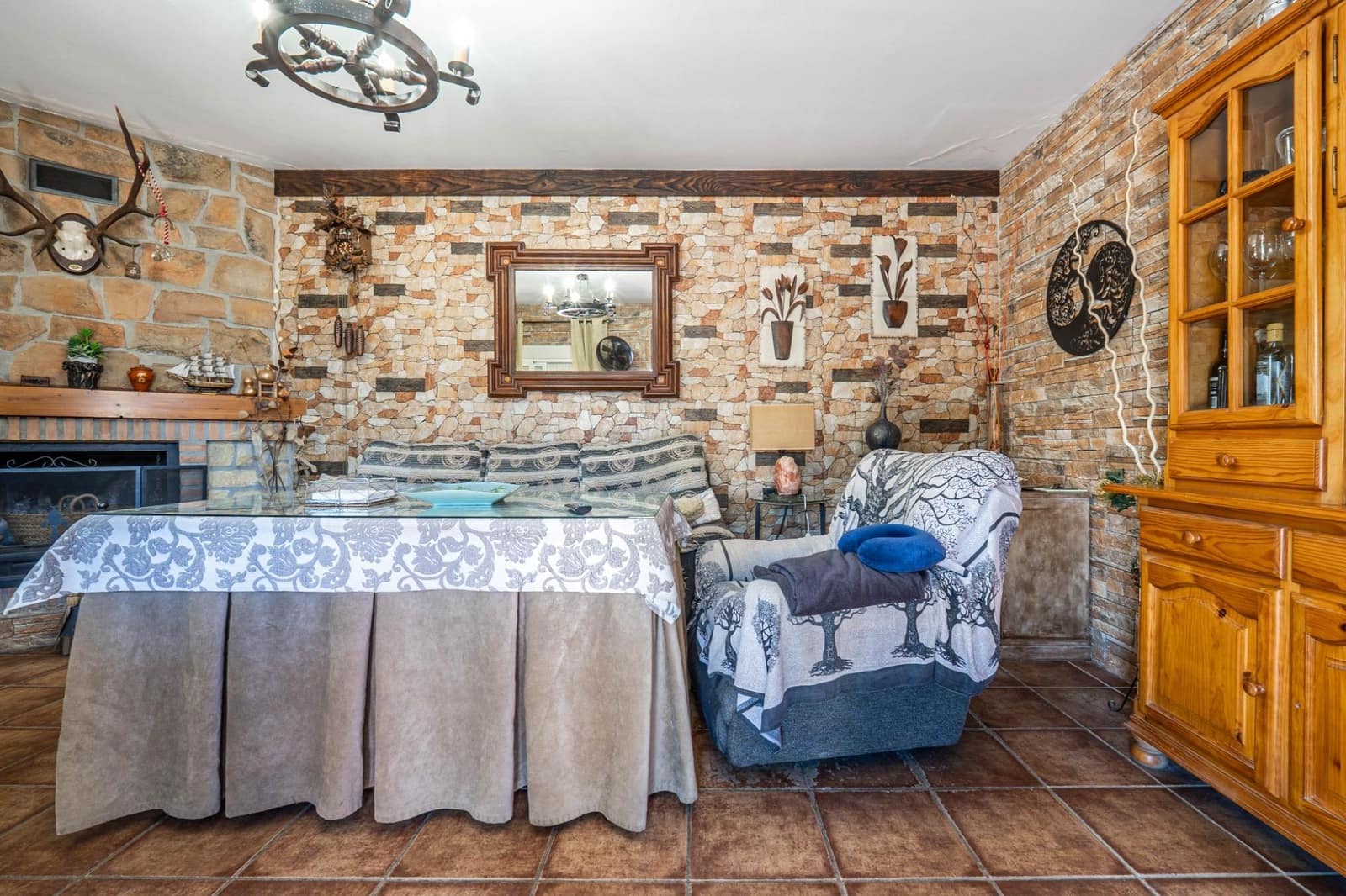 2 soveværelse Villa til salg i Granada by med swimmingpool garage - € 269.900 (Ref: 9814516)