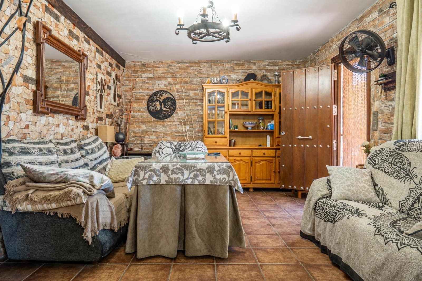 2 soveværelse Villa til salg i Granada by med swimmingpool garage - € 269.900 (Ref: 9814516)