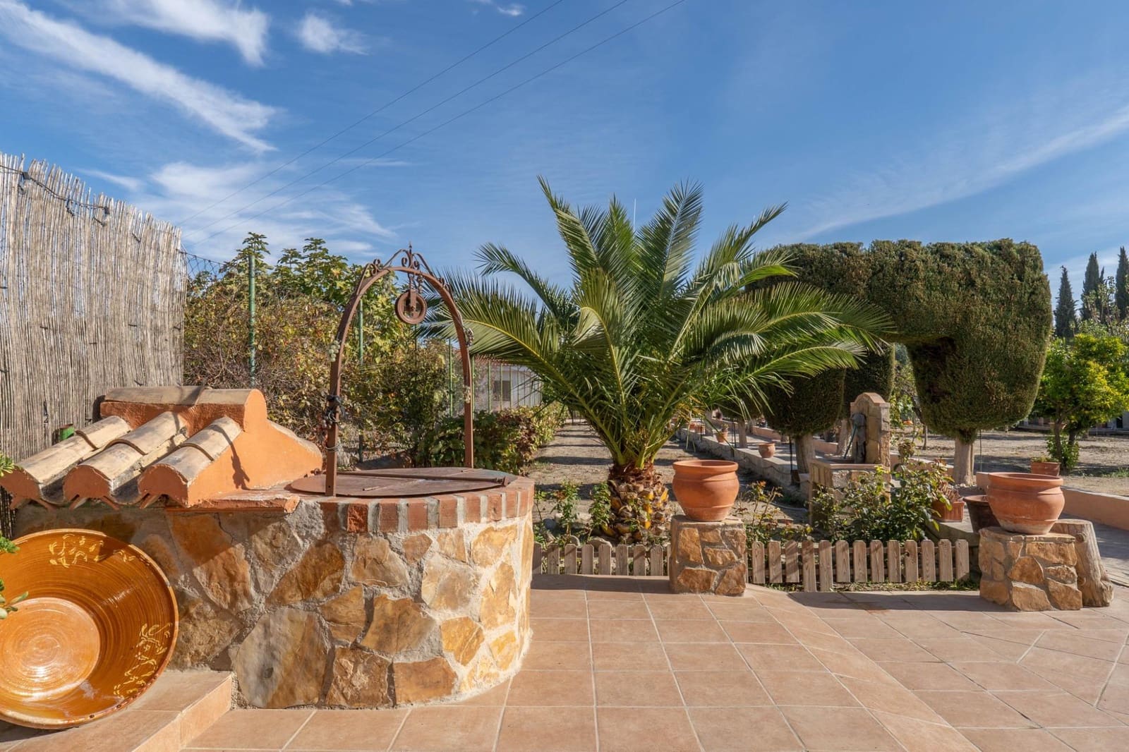 2 soveværelse Villa til salg i Granada by med swimmingpool garage - € 269.900 (Ref: 9814516)