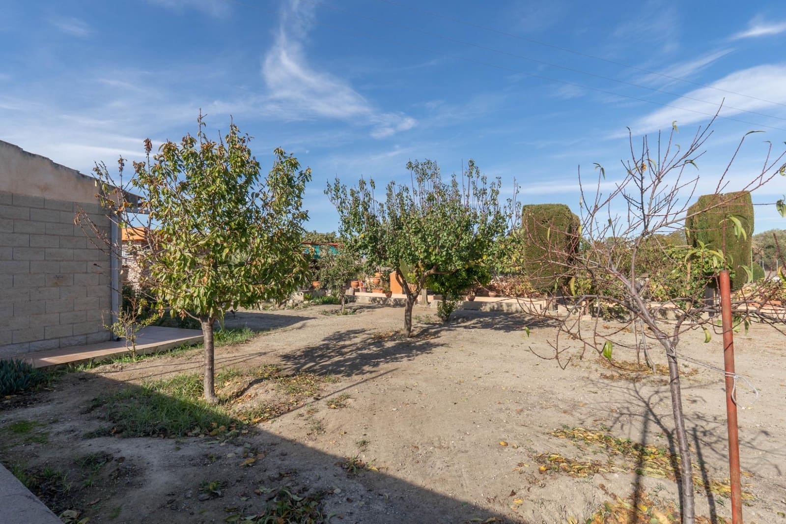 2 soveværelse Villa til salg i Granada by med swimmingpool garage - € 269.900 (Ref: 9814516)
