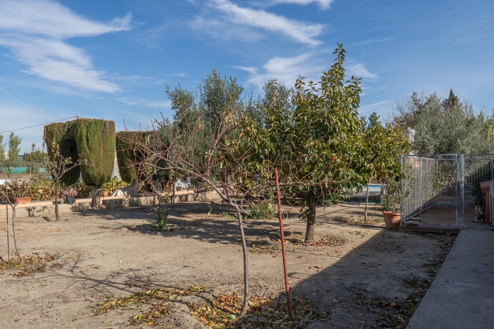 2 soveværelse Villa til salg i Granada by med swimmingpool garage - € 269.900 (Ref: 9814516)
