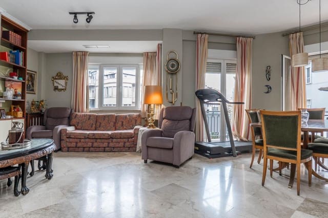 5 soveværelse Lejlighed til salg i Granada by - € 620.000 (Ref: 9814517)