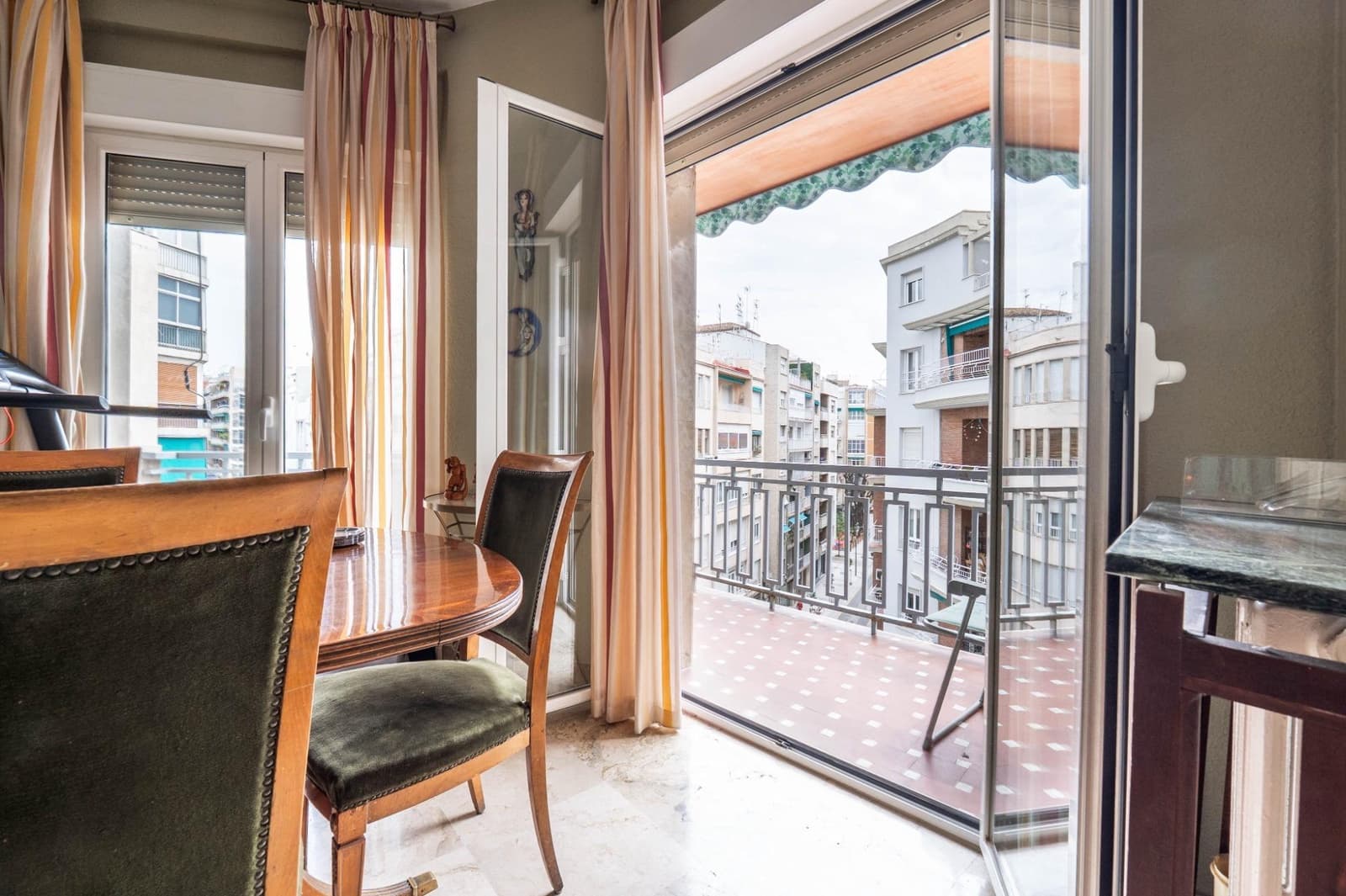5 soveværelse Lejlighed til salg i Granada by - € 620.000 (Ref: 9814517)