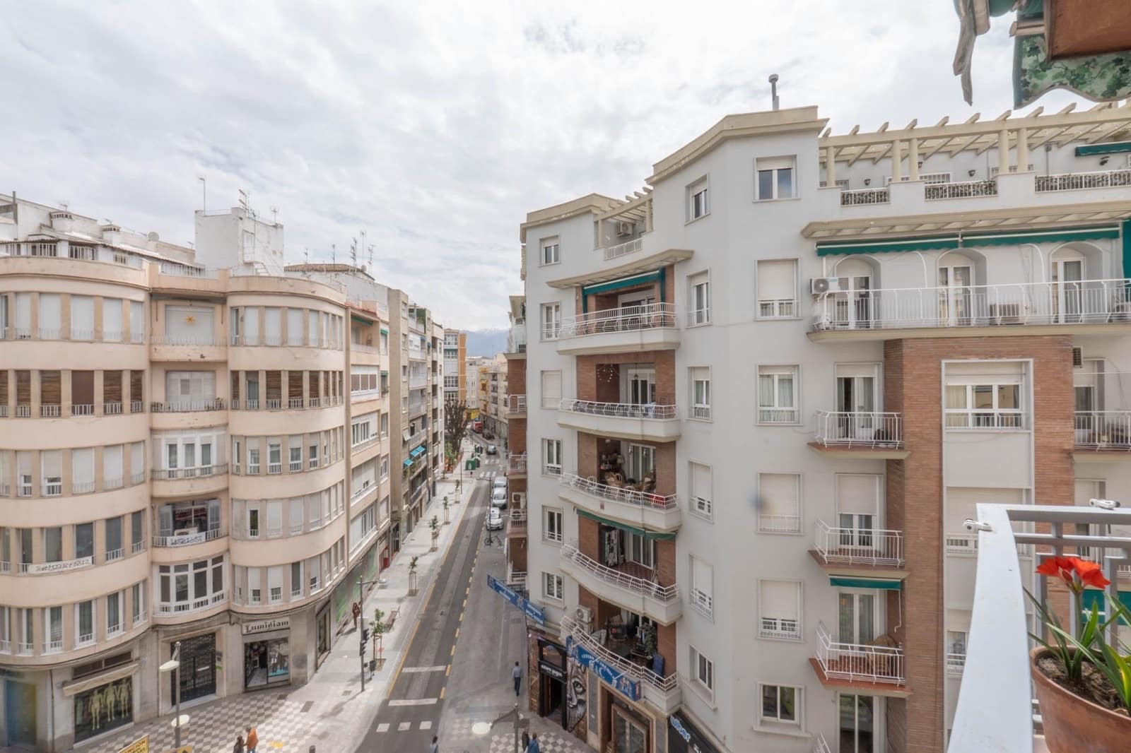 5 soveværelse Lejlighed til salg i Granada by - € 620.000 (Ref: 9814517)