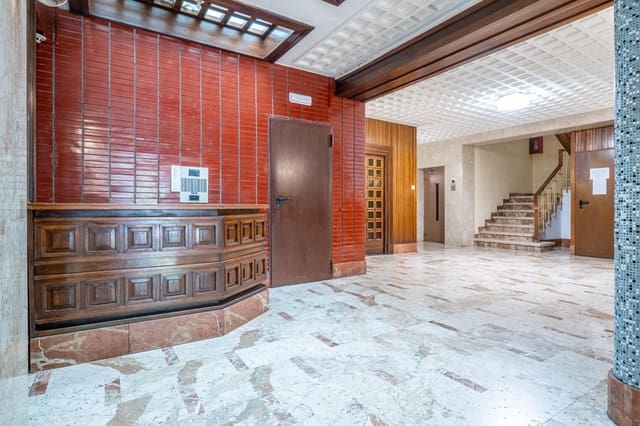 5 soveværelse Lejlighed til salg i Granada by - € 620.000 (Ref: 9814517)