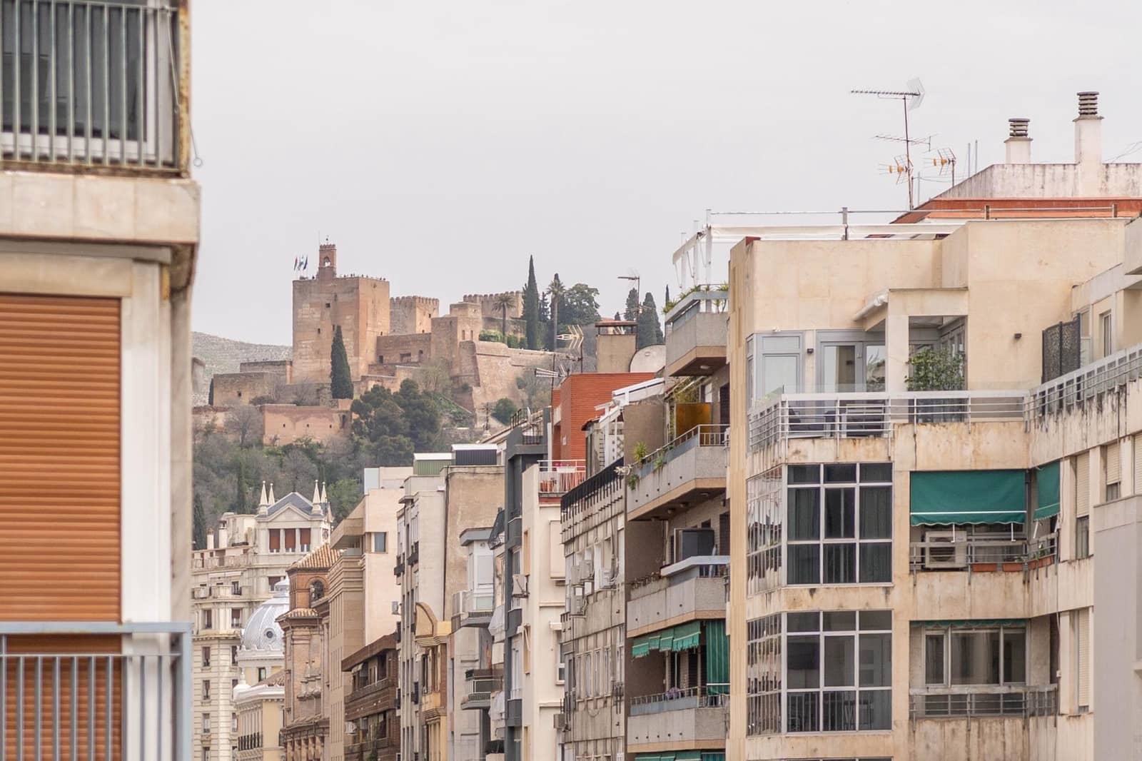 5 soveværelse Lejlighed til salg i Granada by - € 620.000 (Ref: 9814517)