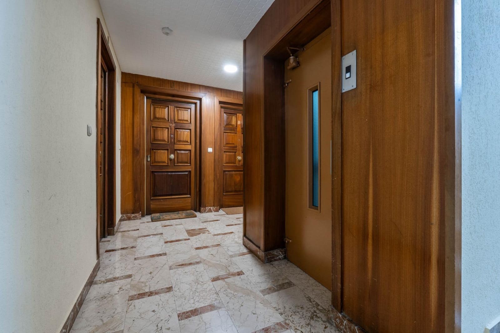 5 soveværelse Lejlighed til salg i Granada by - € 620.000 (Ref: 9814517)