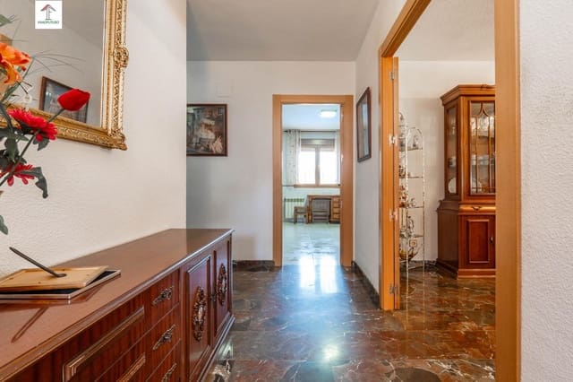 6 chambre Villa/Maison à vendre à Otura avec piscine garage - 399 000 € (Ref: 9814518)