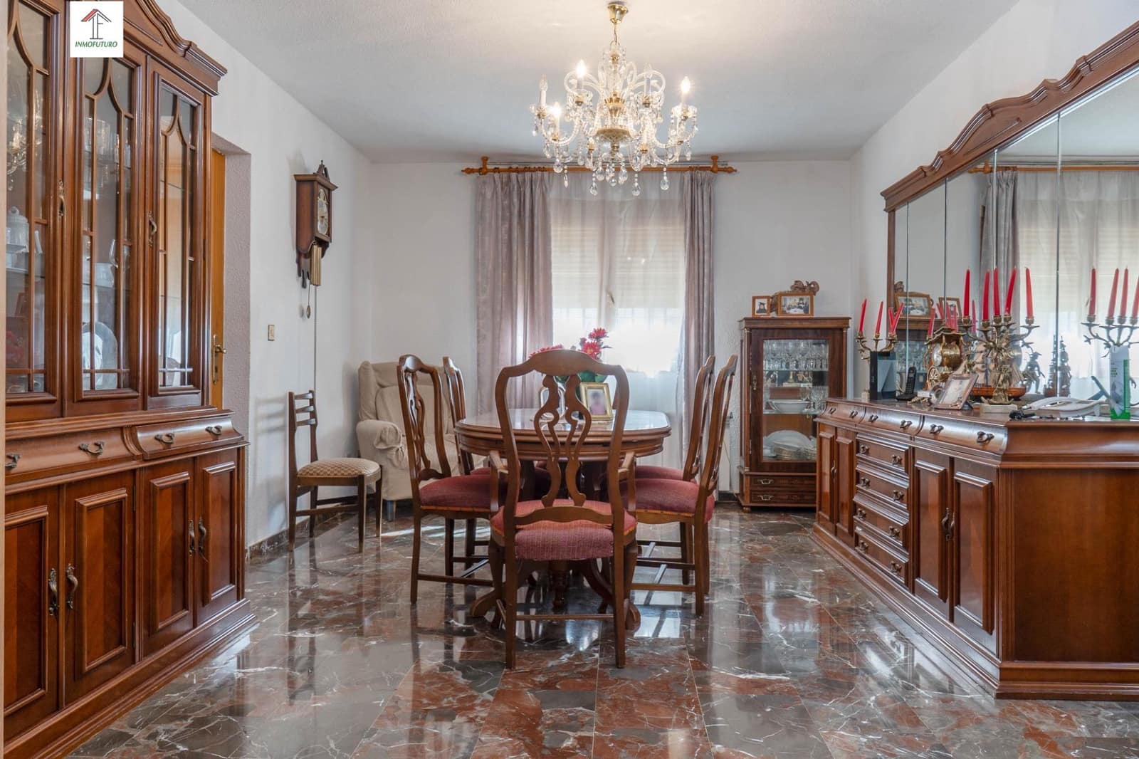 6 bedroom Villa for sale in Otura with pool garage - € 399,000 (Ref: 9814518)