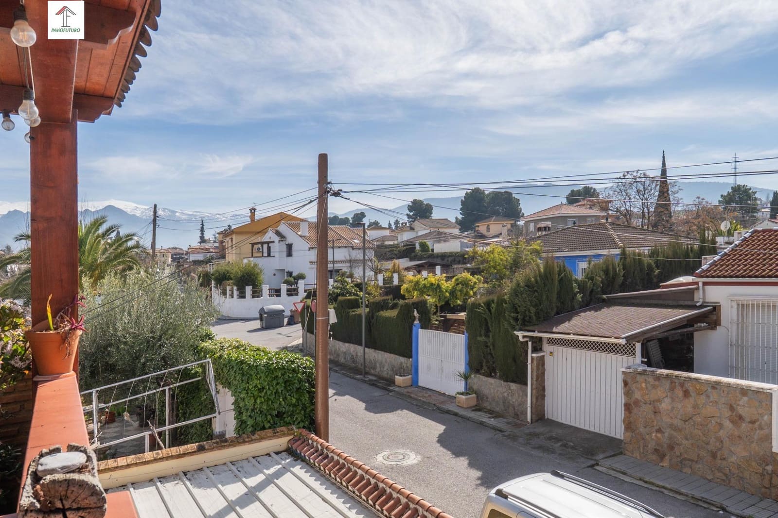 6 bedroom Villa for sale in Otura with pool garage - € 399,000 (Ref: 9814518)