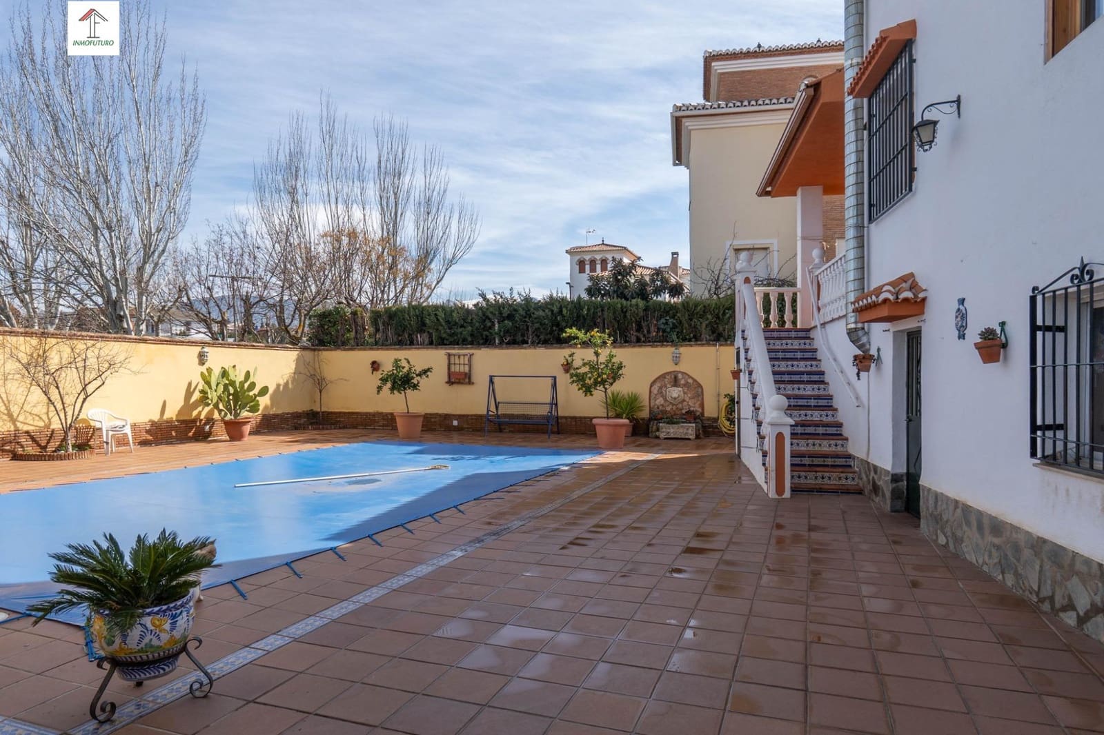 6 bedroom Villa for sale in Otura with pool garage - € 399,000 (Ref: 9814518)