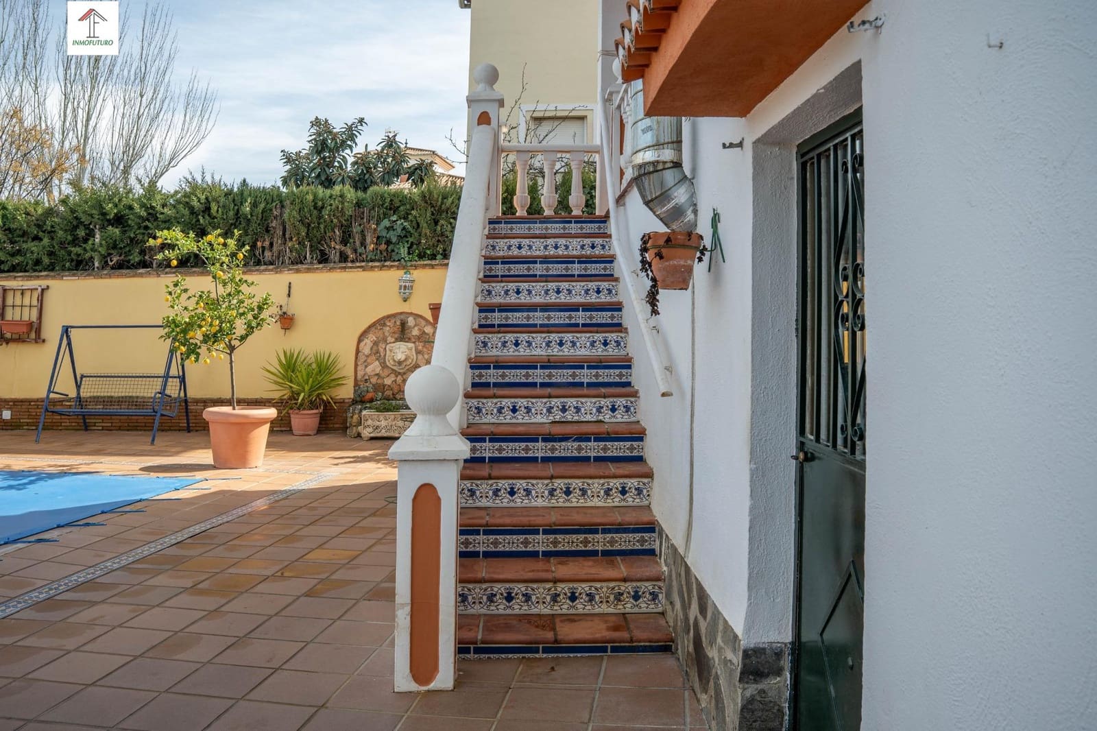 6 bedroom Villa for sale in Otura with pool garage - € 399,000 (Ref: 9814518)