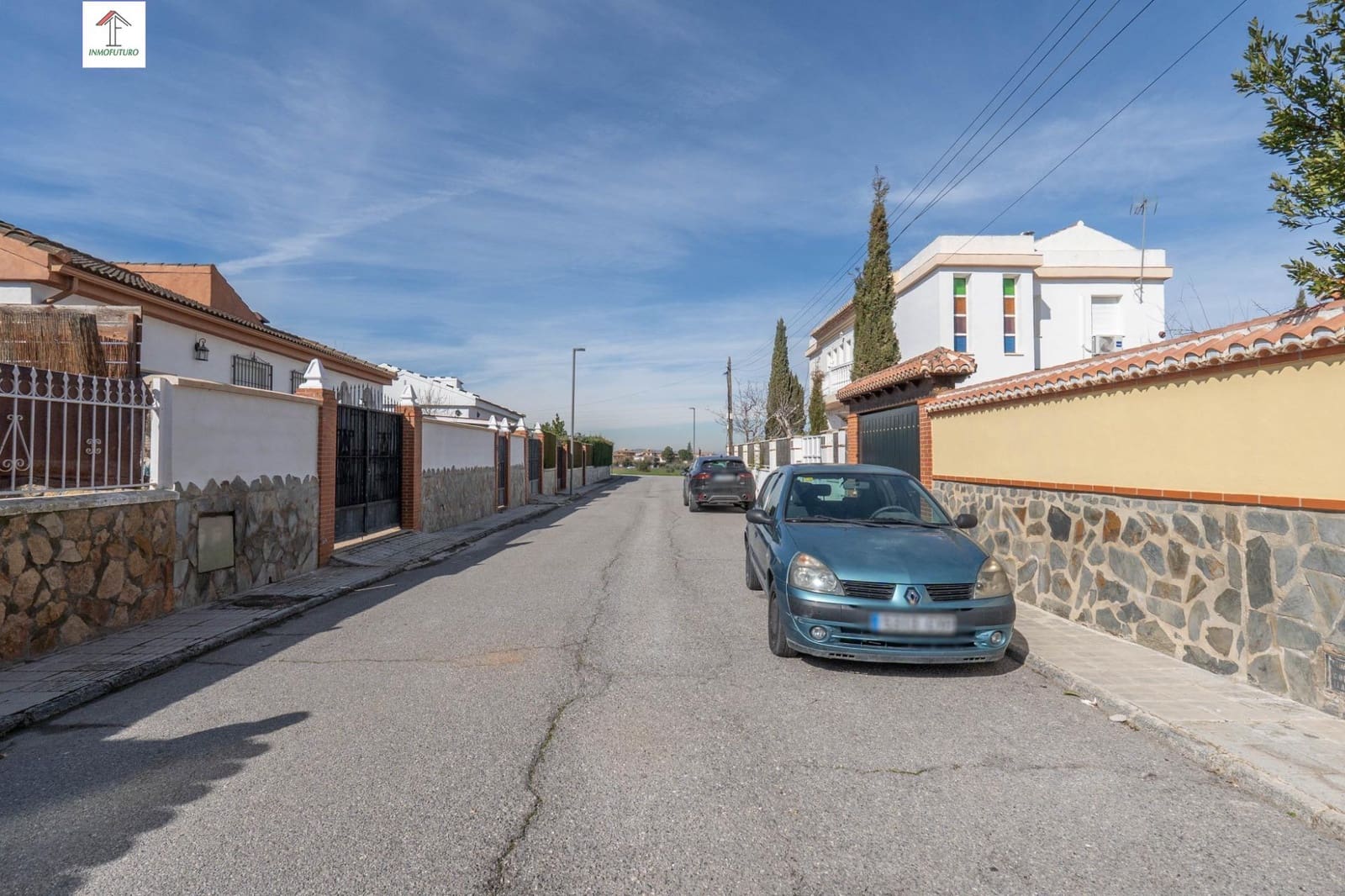 6 bedroom Villa for sale in Otura with pool garage - € 399,000 (Ref: 9814518)