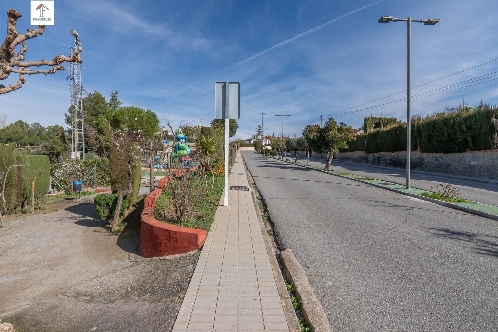 6 bedroom Villa for sale in Otura with pool garage - € 399,000 (Ref: 9814518)