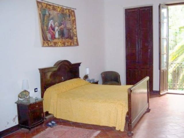 8 sypialnia Finka/Dom wiejski na sprzedaż w La Carolina z basenem - 399 000 € (Ref: 9814522)