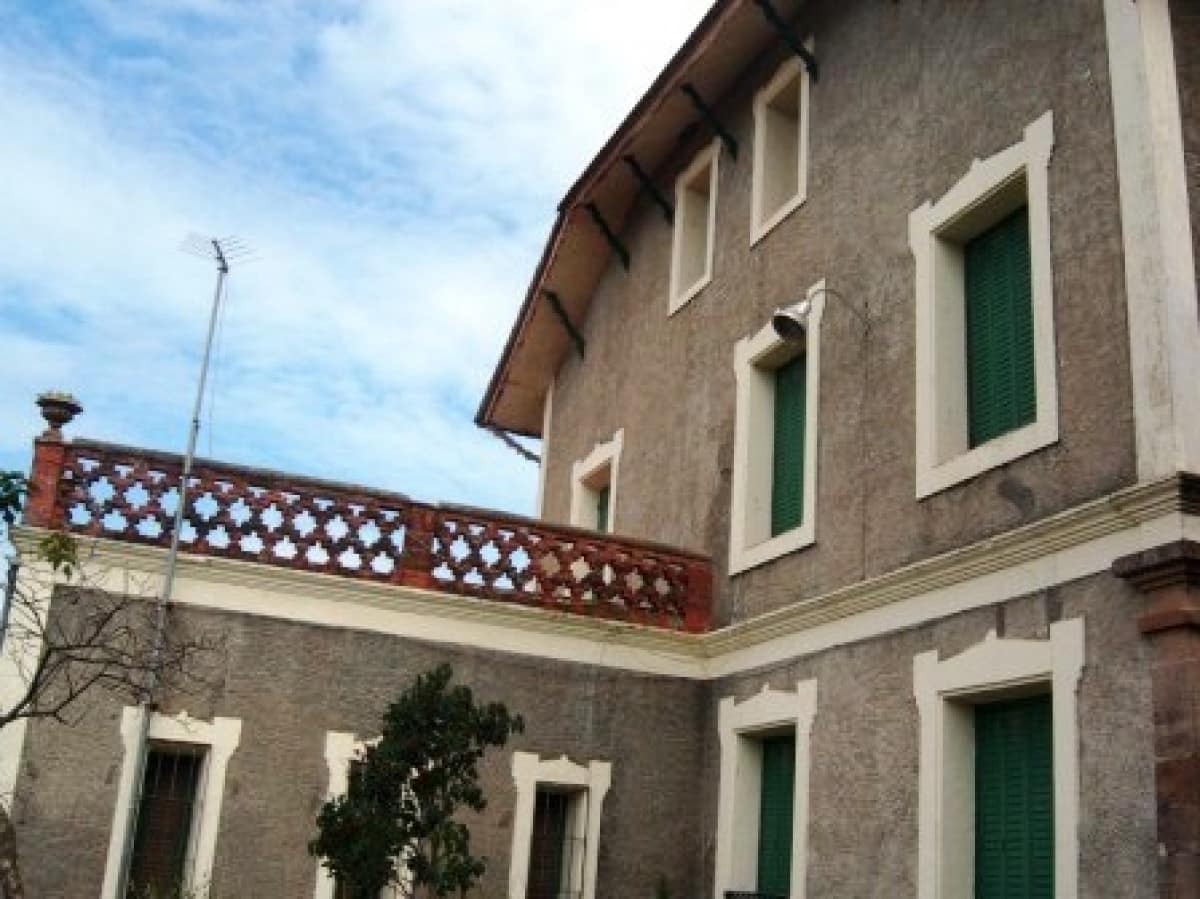 8 sypialnia Finka/Dom wiejski na sprzedaż w La Carolina z basenem - 399 000 € (Ref: 9814522)