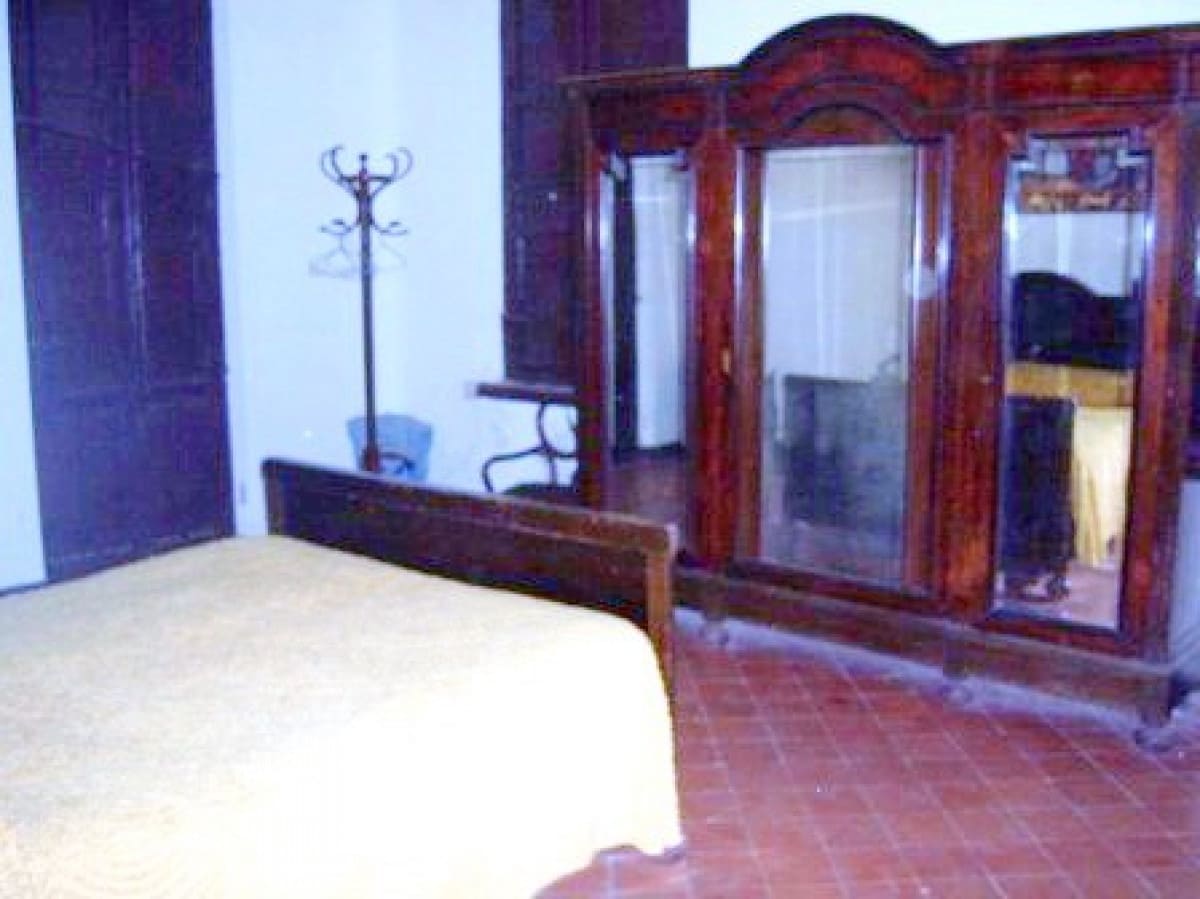 8 sypialnia Finka/Dom wiejski na sprzedaż w La Carolina z basenem - 399 000 € (Ref: 9814522)