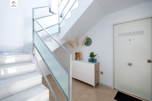 4 Zimmer Apartment zu verkaufen in La Zubia mit Garage - 392.000 € (Ref: 9814525)