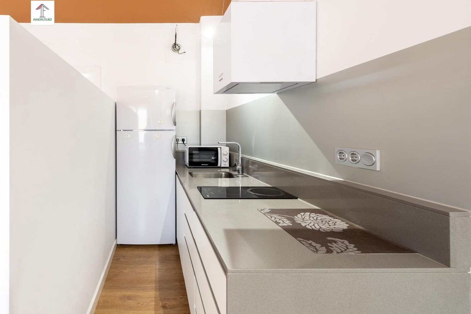 Apartamento de 4 habitaciones en La Zubia en venta con garaje - 392.000 € (Ref: 9814525)