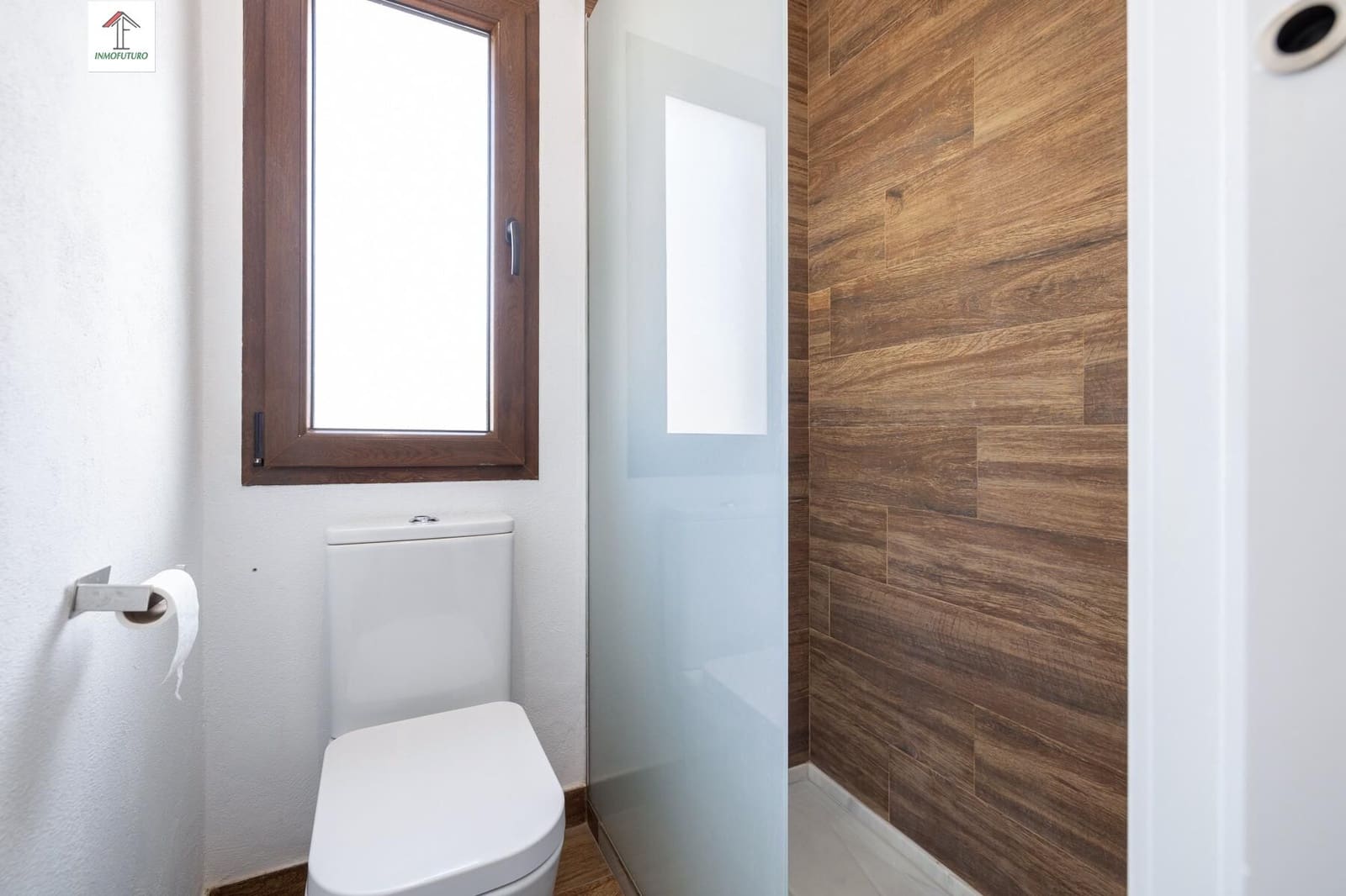 Apartamento de 4 habitaciones en La Zubia en venta con garaje - 392.000 € (Ref: 9814525)