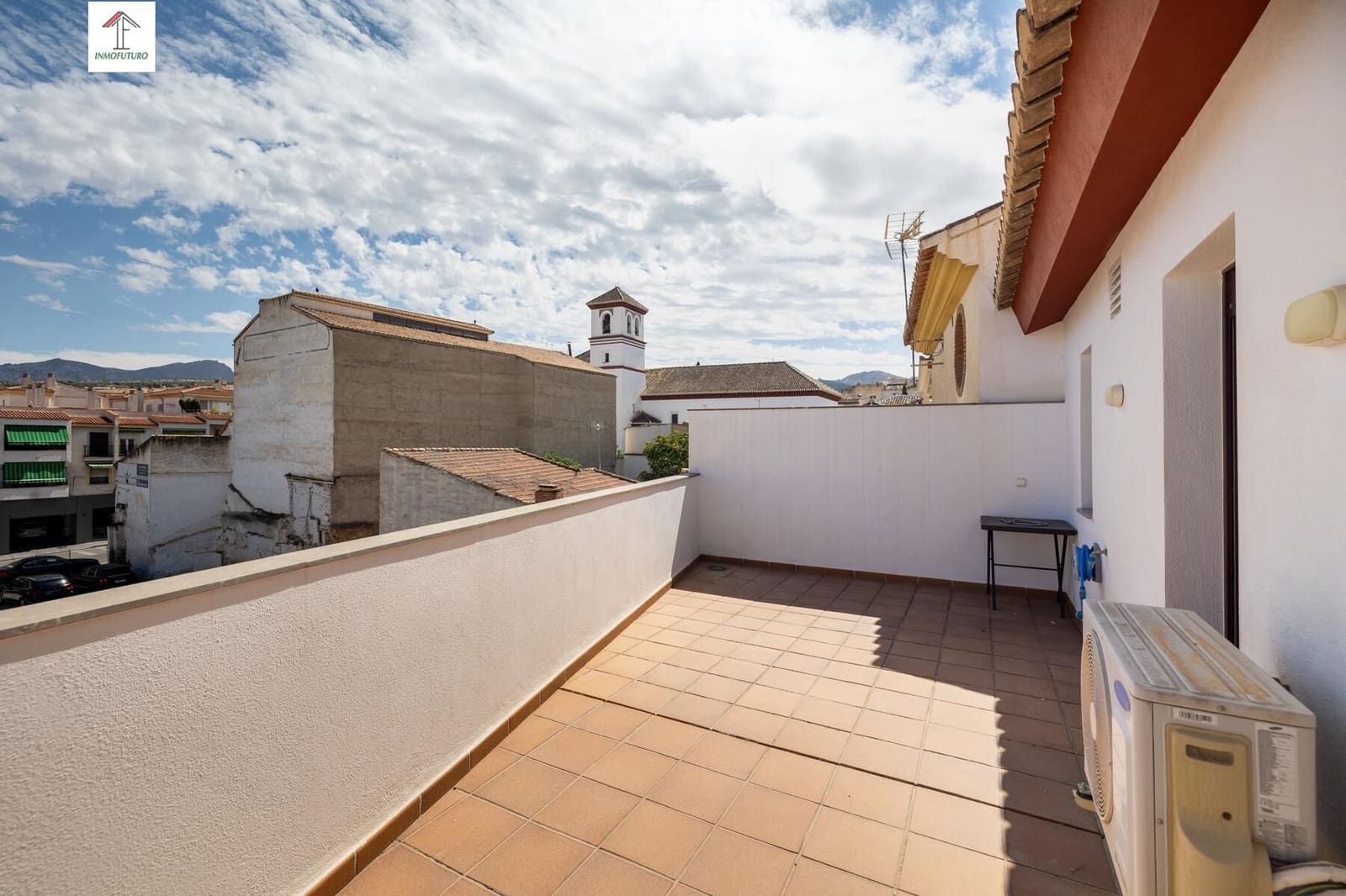 Apartamento de 4 habitaciones en La Zubia en venta con garaje - 392.000 € (Ref: 9814525)