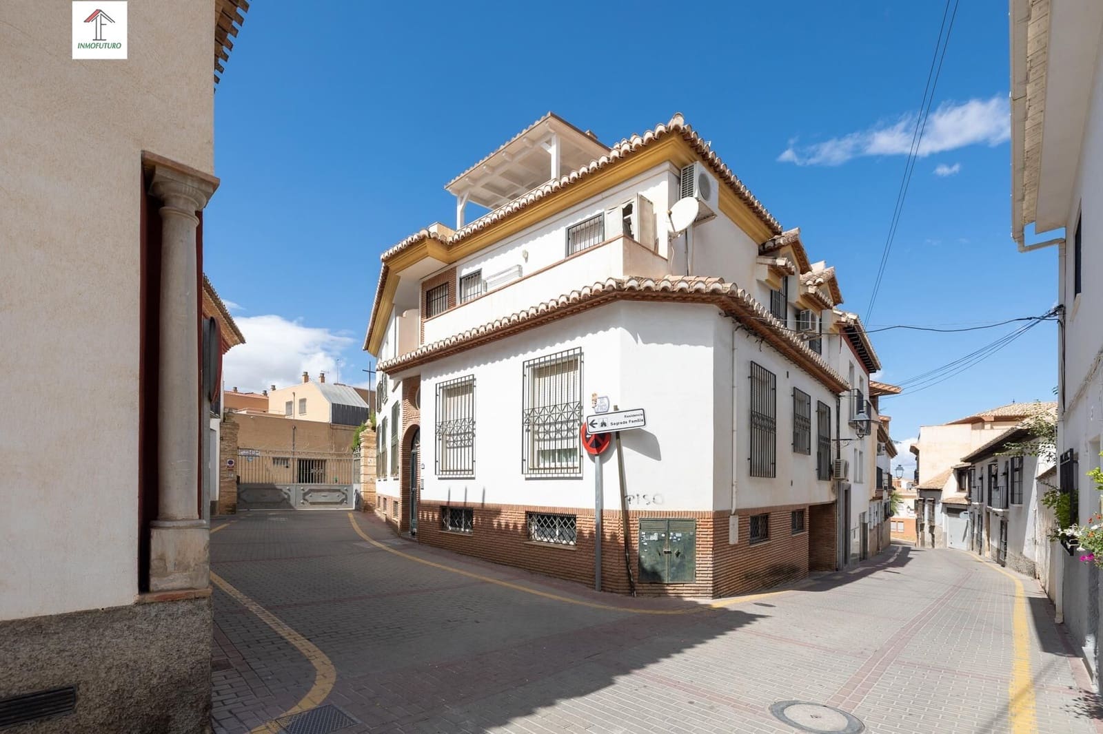 Apartamento de 4 habitaciones en La Zubia en venta con garaje - 392.000 € (Ref: 9814525)