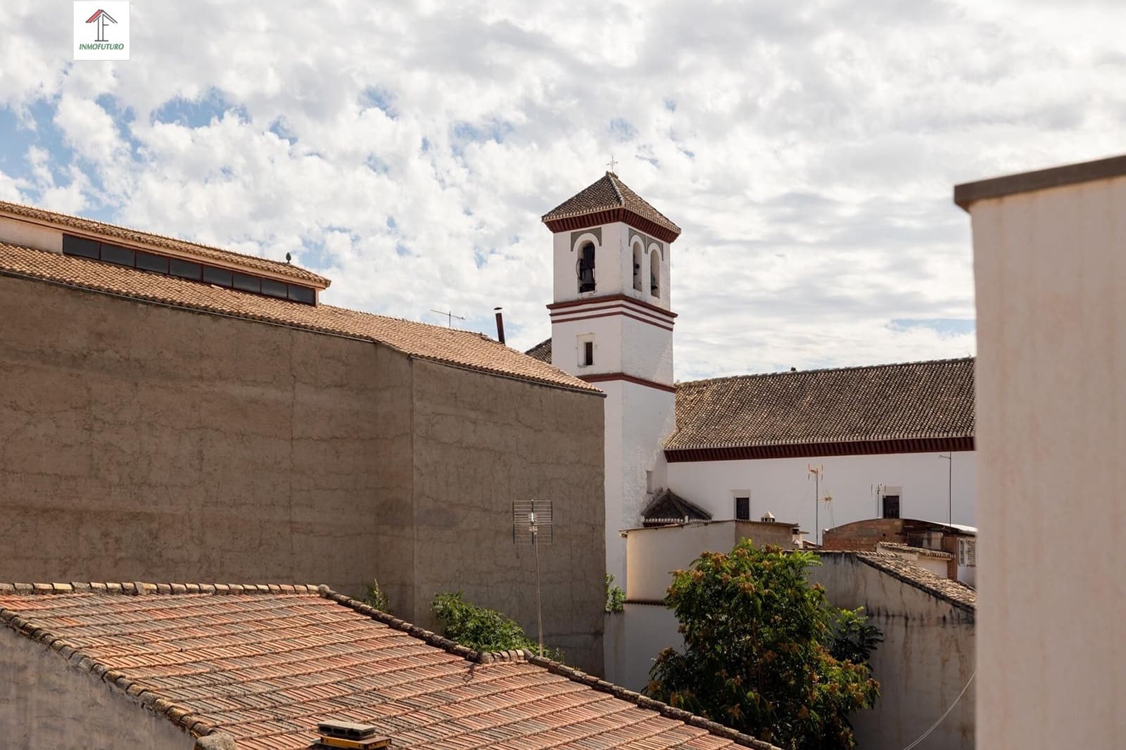 Apartamento de 4 habitaciones en La Zubia en venta con garaje - 392.000 € (Ref: 9814525)