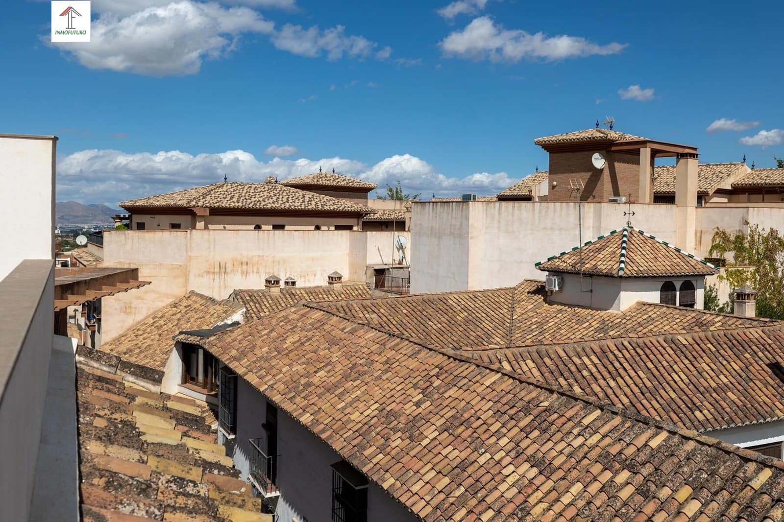 Apartamento de 4 habitaciones en La Zubia en venta con garaje - 392.000 € (Ref: 9814525)
