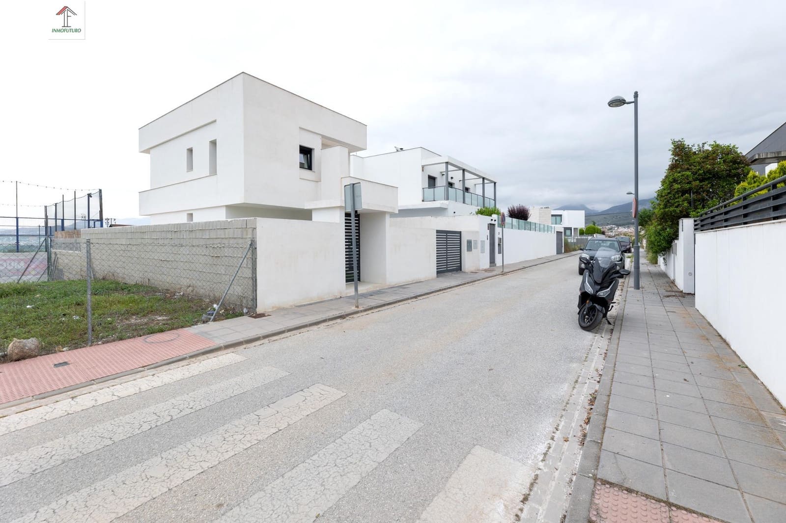 3 quarto Moradia para venda em La Zubia com piscina garagem - 400 000 € (Ref: 9815818)