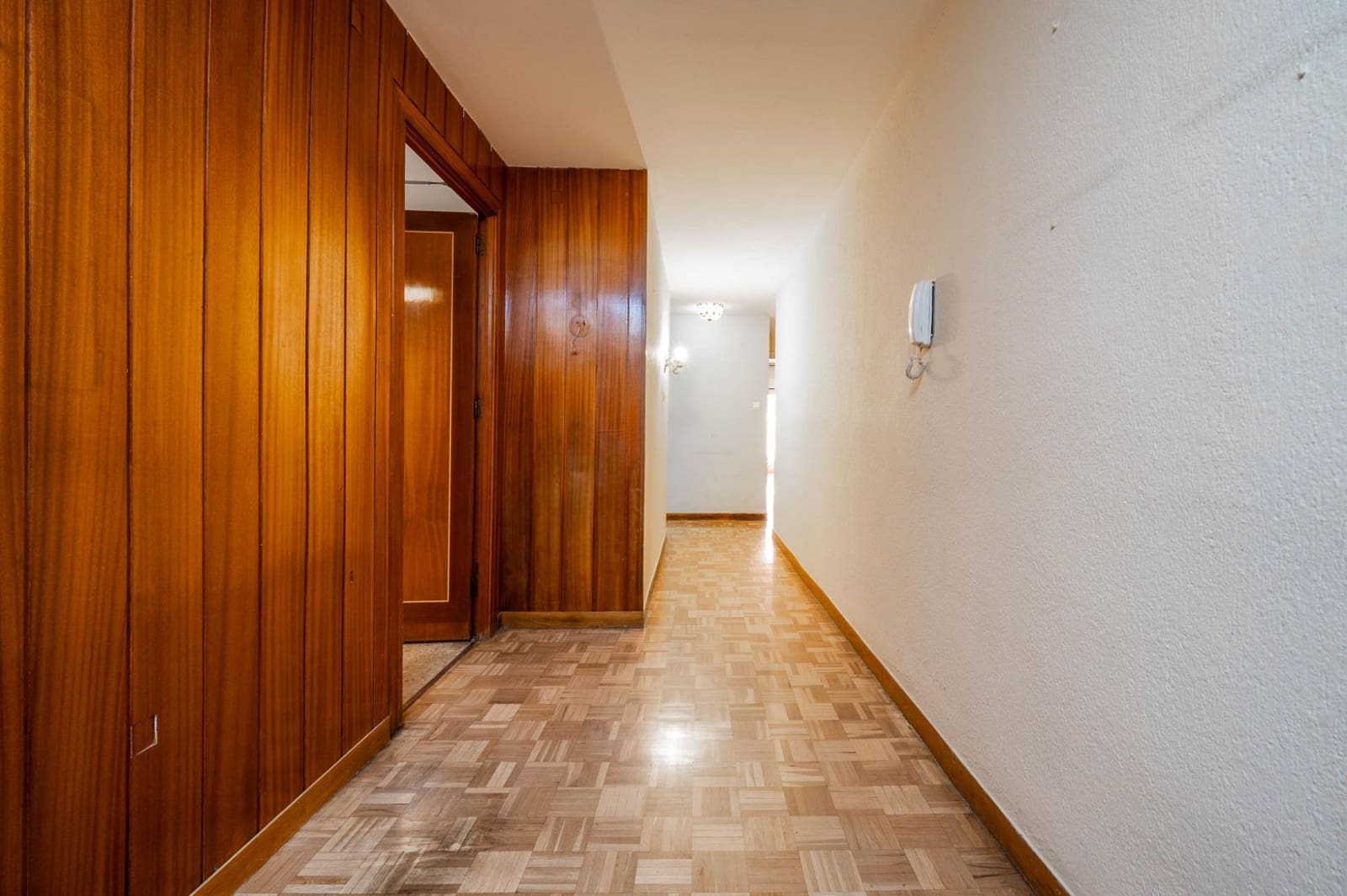 4 soveværelse Lejlighed til salg i Granada by med garage - € 575.000 (Ref: 9818140)