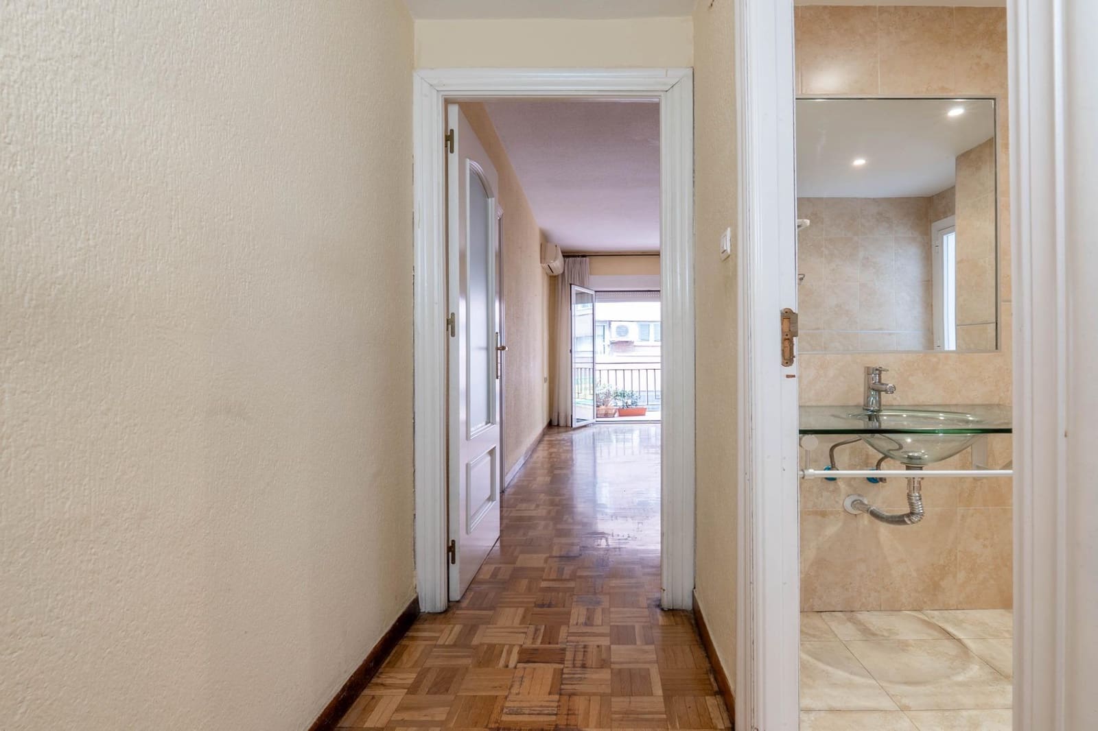 4 soveværelse Lejlighed til salg i Granada by med garage - € 575.000 (Ref: 9818140)