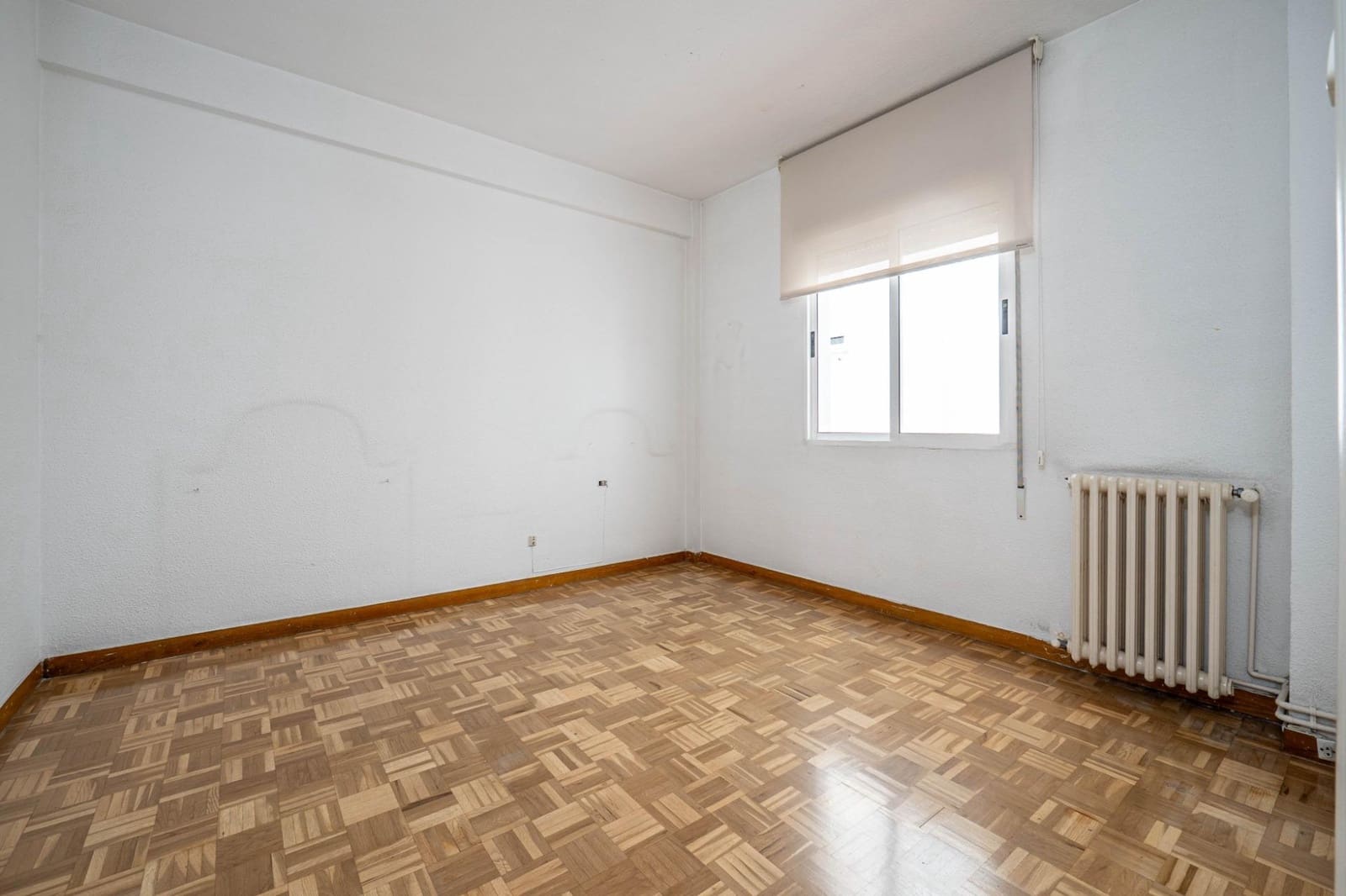 4 soveværelse Lejlighed til salg i Granada by med garage - € 575.000 (Ref: 9818140)