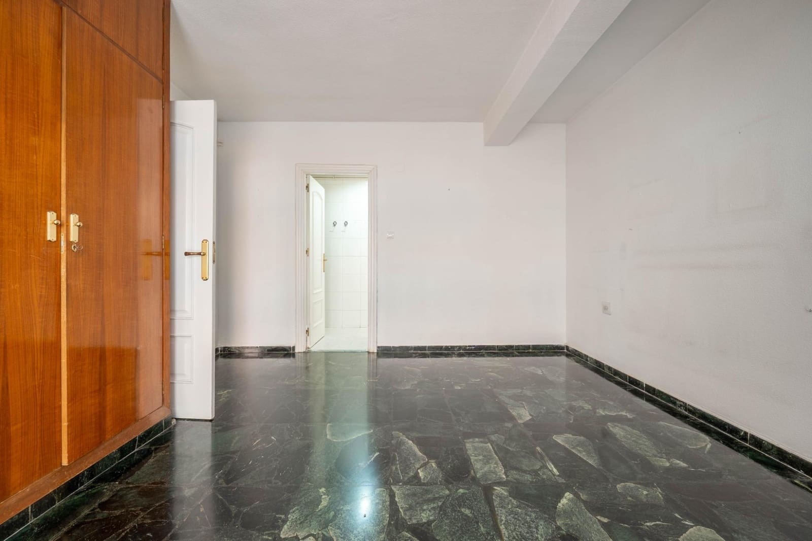4 soveværelse Lejlighed til salg i Granada by med garage - € 575.000 (Ref: 9818140)