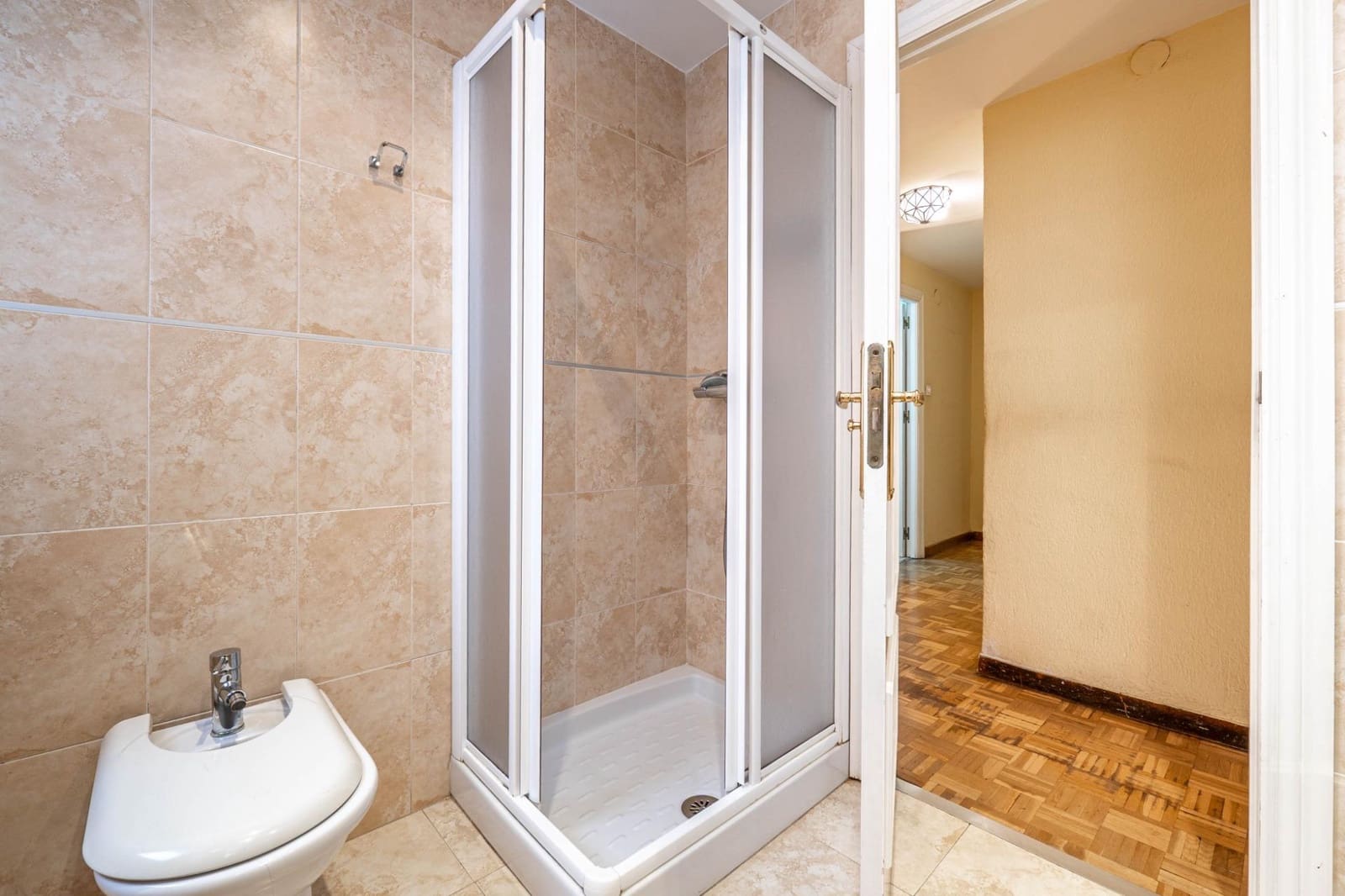 4 soveværelse Lejlighed til salg i Granada by med garage - € 575.000 (Ref: 9818140)