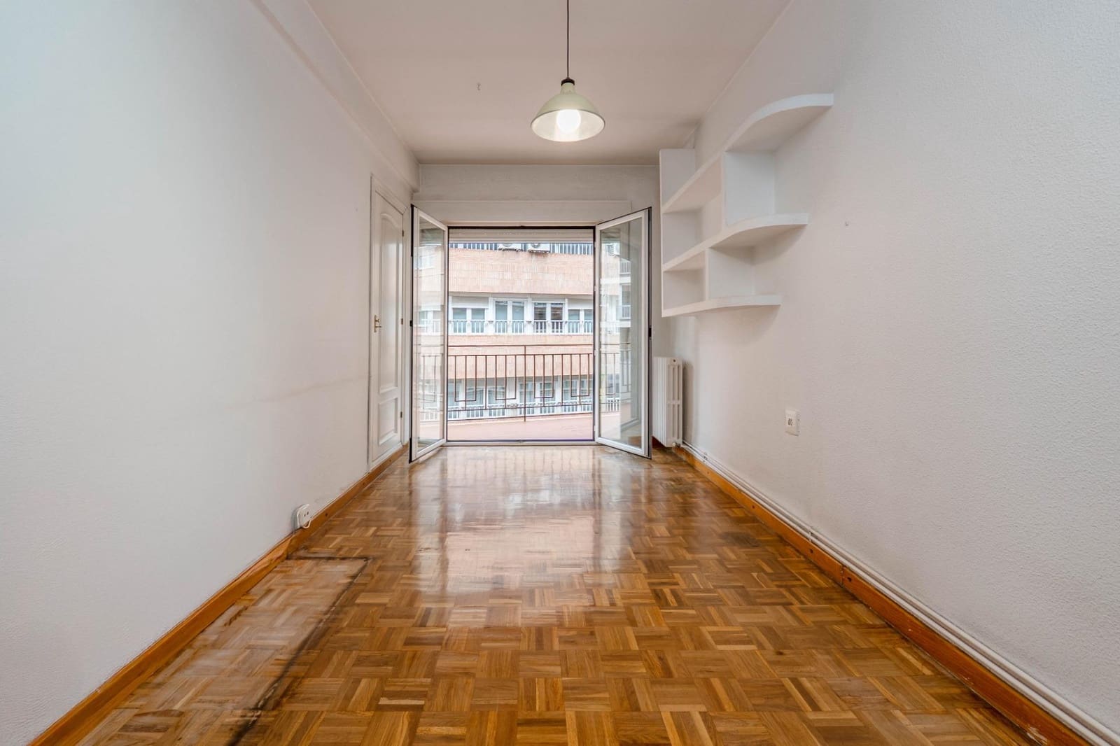 4 soveværelse Lejlighed til salg i Granada by med garage - € 575.000 (Ref: 9818140)