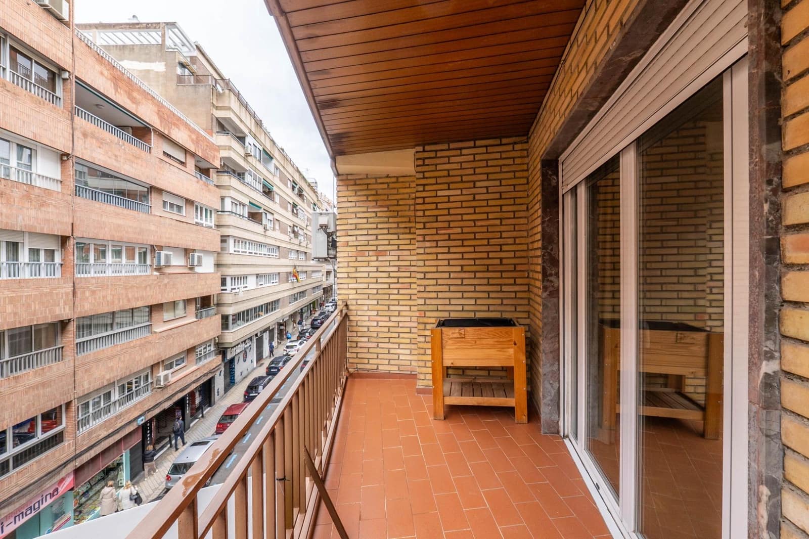4 soveværelse Lejlighed til salg i Granada by med garage - € 575.000 (Ref: 9818140)