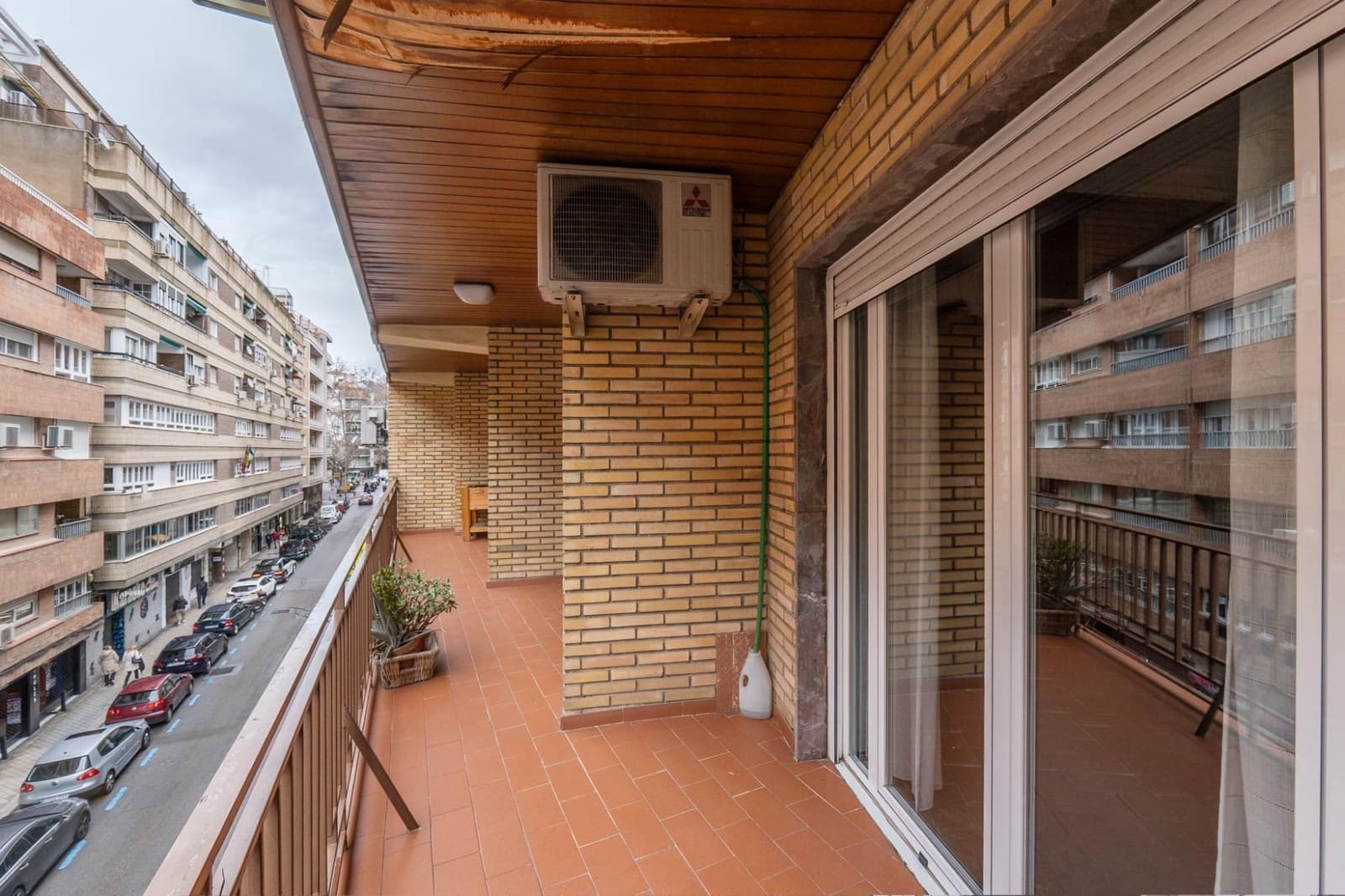 4 soveværelse Lejlighed til salg i Granada by med garage - € 575.000 (Ref: 9818140)