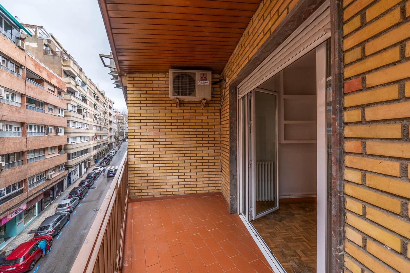 4 soveværelse Lejlighed til salg i Granada by med garage - € 575.000 (Ref: 9818140)