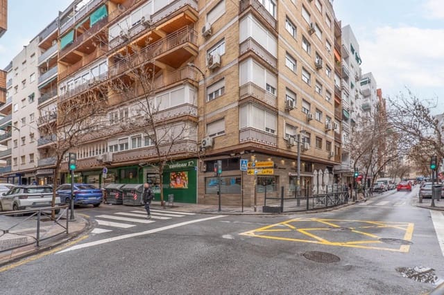 4 soveværelse Lejlighed til salg i Figares, Granada by med garage - € 575.000 (Ref: 9818140)