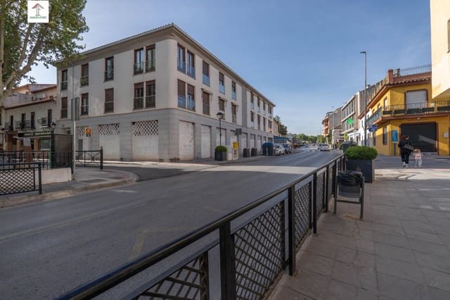 Local Commercial à vendre à Ogíjares avec garage - 400 000 € (Ref: 9820443)