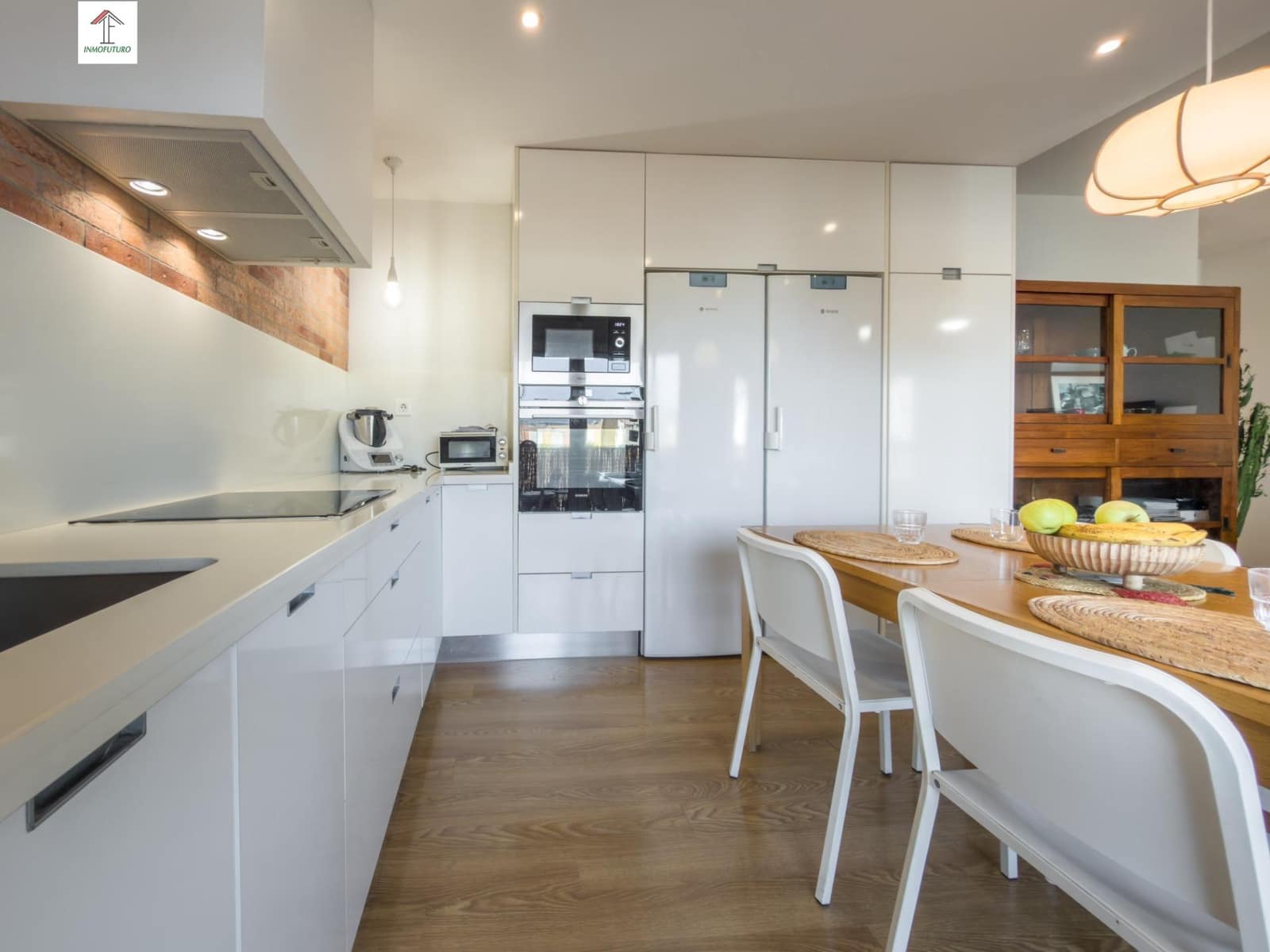 3 bedroom Flat for sale in Churriana de la Vega with garage - € 230,000 (Ref: 9829040)