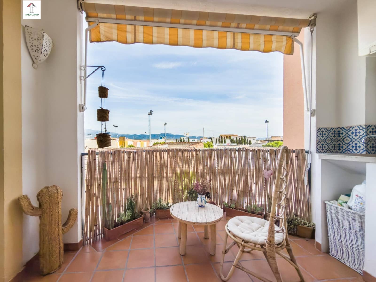 3 bedroom Flat for sale in Churriana de la Vega with garage - € 230,000 (Ref: 9829040)