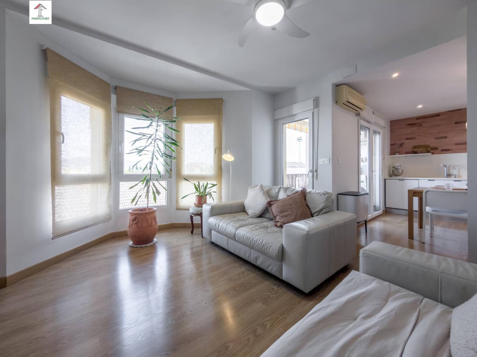 3 bedroom Flat for sale in Churriana de la Vega with garage - € 230,000 (Ref: 9829040)