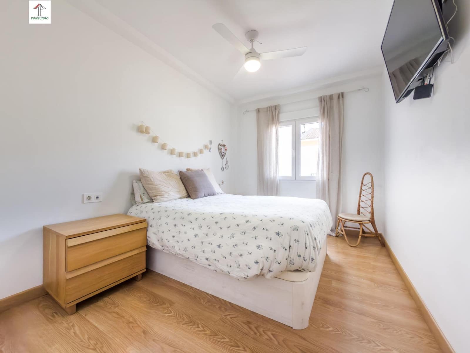 3 bedroom Flat for sale in Churriana de la Vega with garage - € 230,000 (Ref: 9829040)