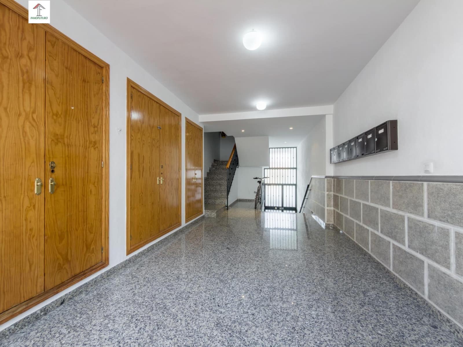 3 bedroom Flat for sale in Churriana de la Vega with garage - € 230,000 (Ref: 9829040)