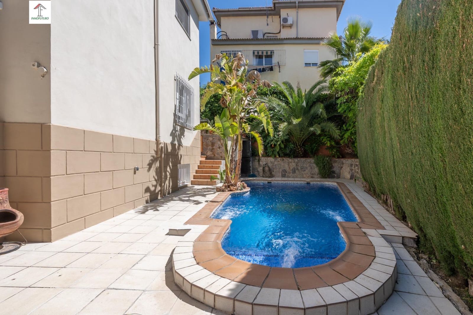 5 bedroom Villa for sale in Gojar with pool garage - € 349,000 (Ref: 9829041)