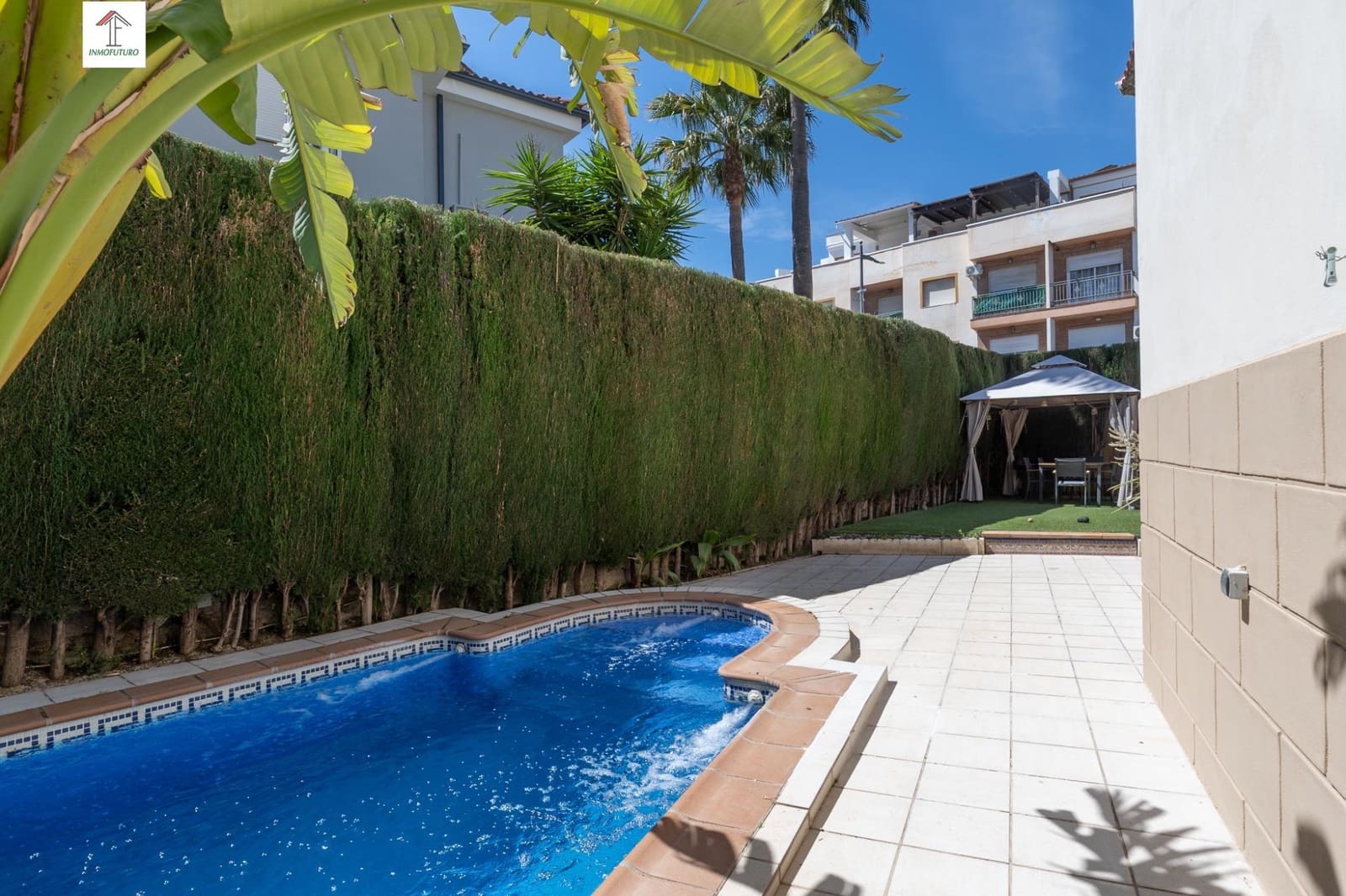 5 bedroom Villa for sale in Gojar with pool garage - € 349,000 (Ref: 9829041)